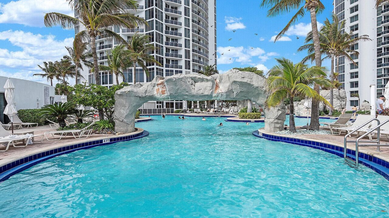 Photo of Outdoor in Sunny Isles Beach