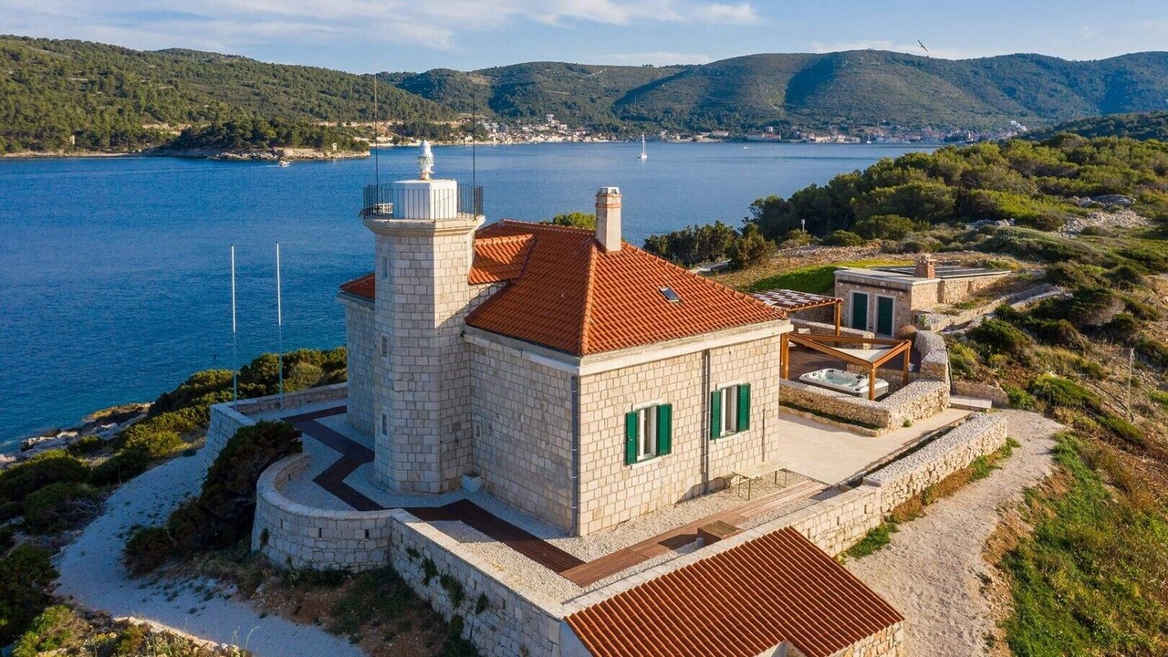 Photo of Others in Cove Rogacic