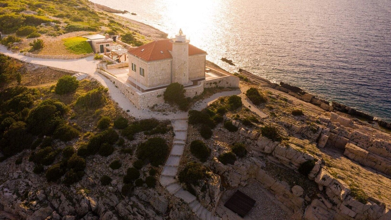 Photo of Others in Cove Rogacic