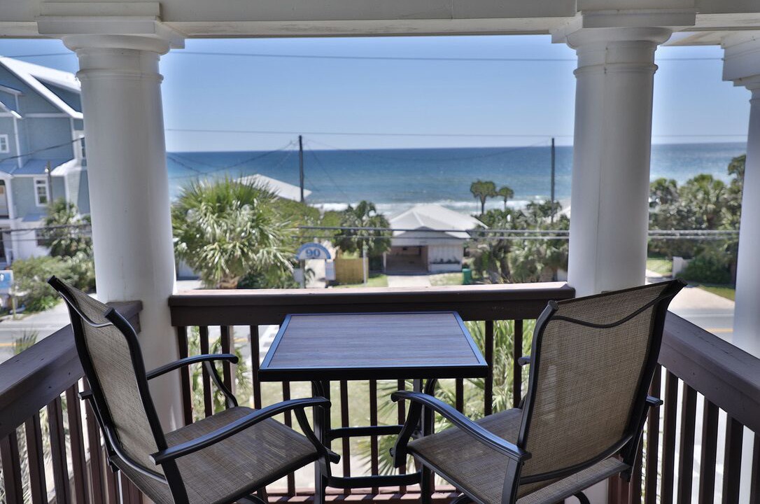 Photo of Patio Balcony in Kiska Beach