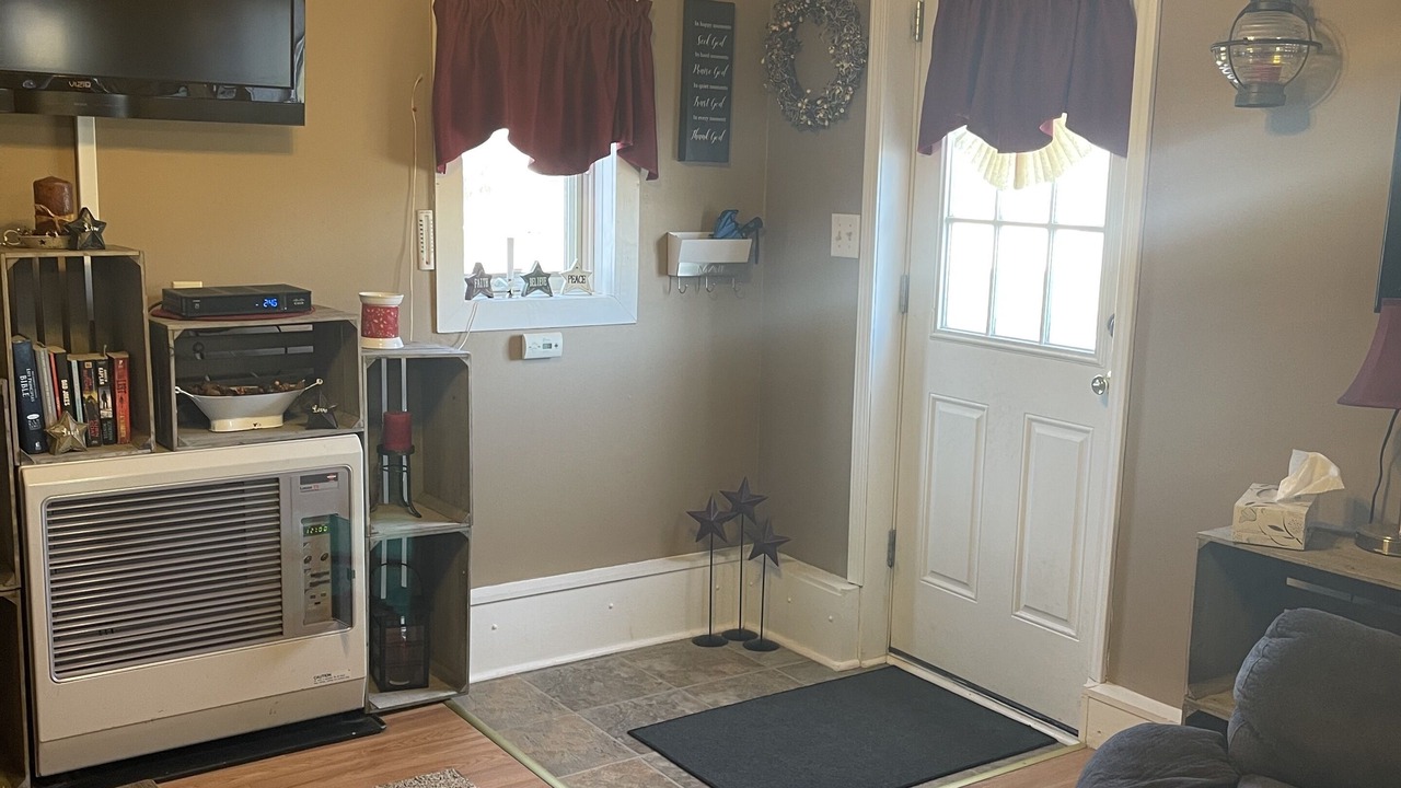 Photo of Livingroom in Fishers Landing