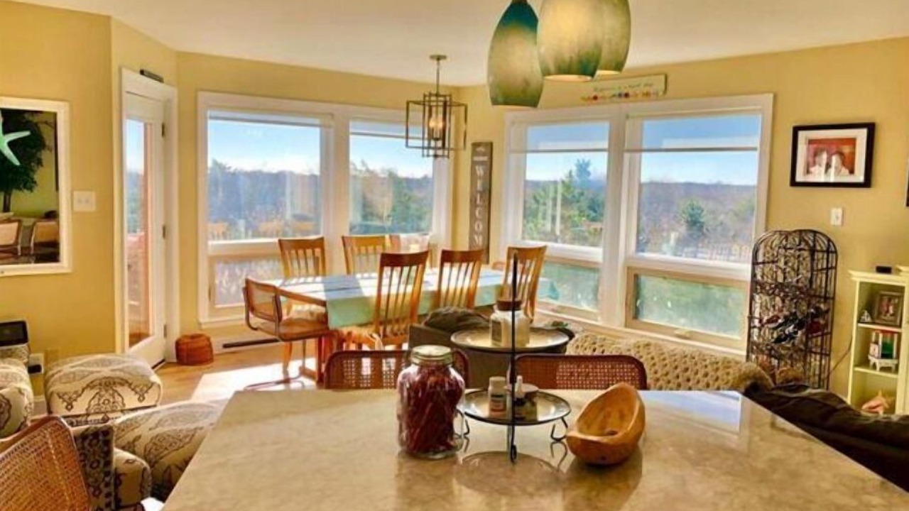 Photo of Livingroom in Southend