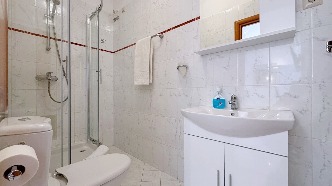 Photo of Bathroom in Silo