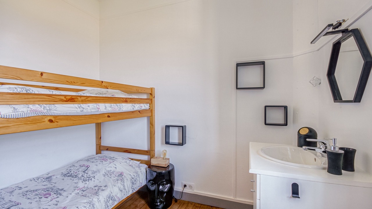 Photo of Bedroom in Sables-d'Or-les-Pins