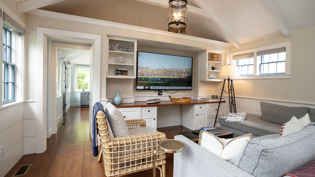 Photo of Livingroom in Nantucket Town