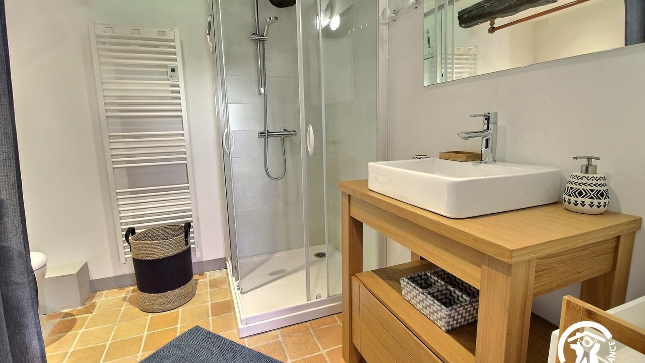 Photo of Bathroom in Plumeliau