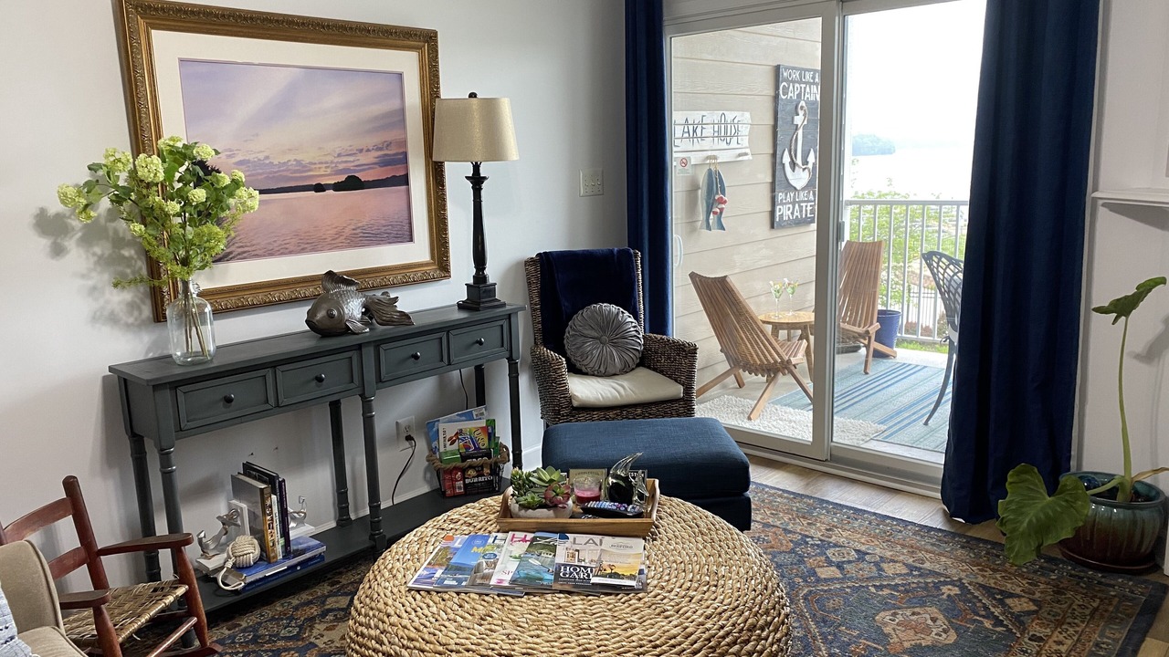Photo of Livingroom in Huddleston
