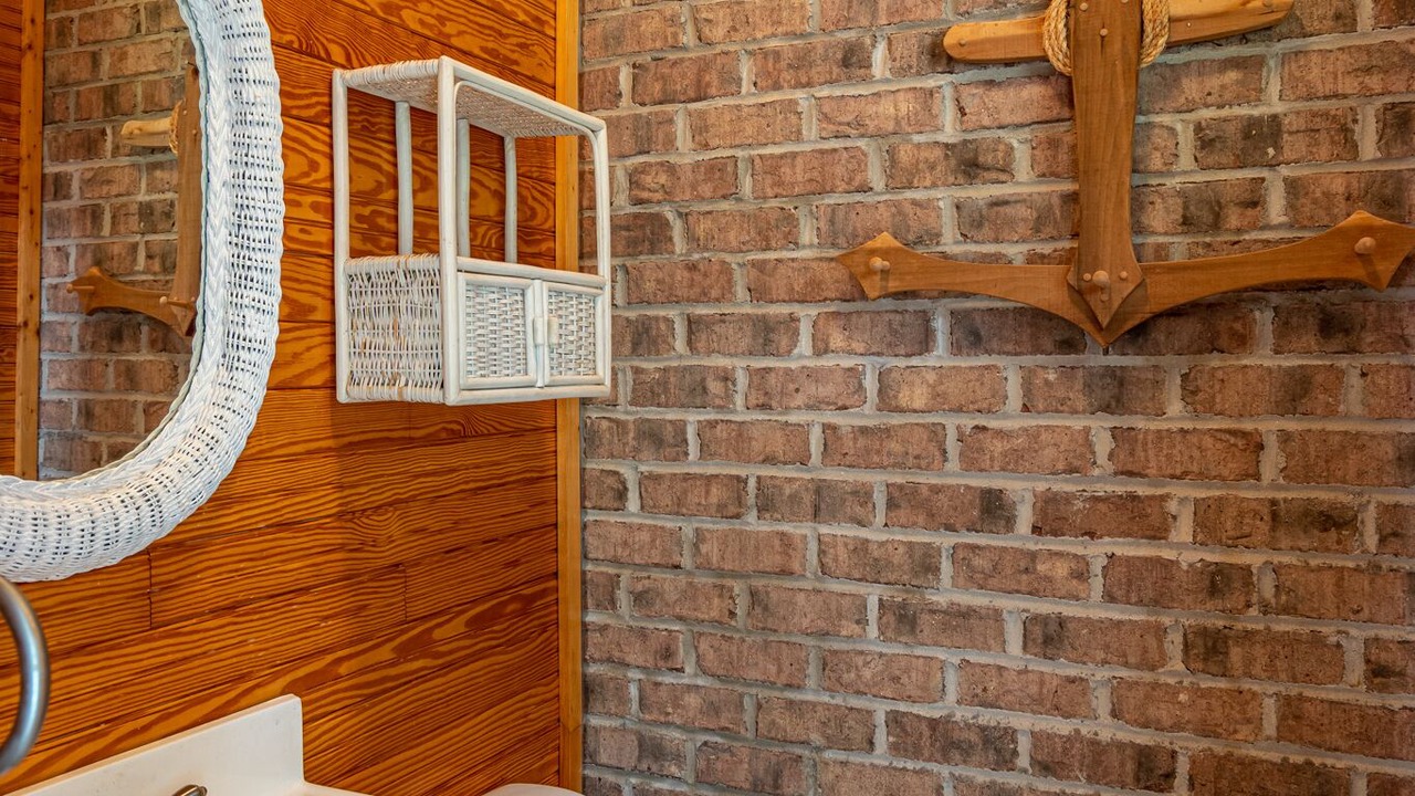 Photo of Bathroom in Deltaville