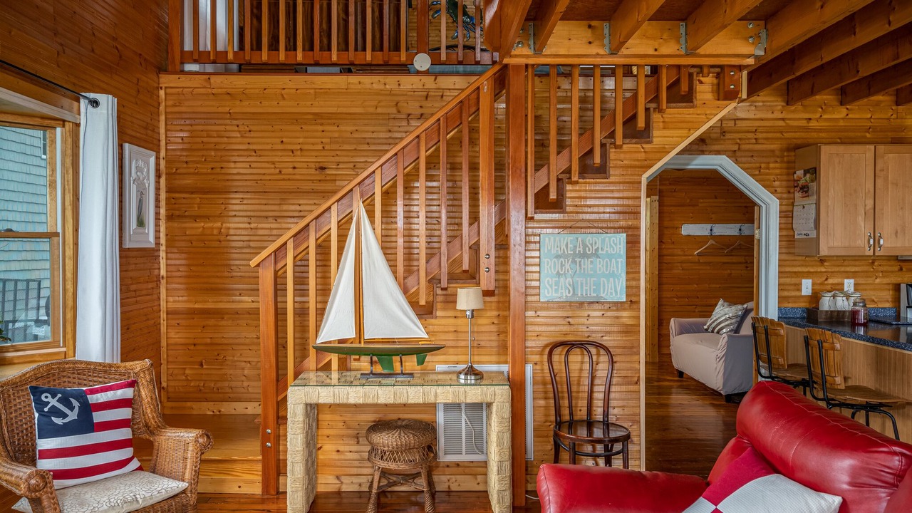 Photo of Livingroom in Deltaville