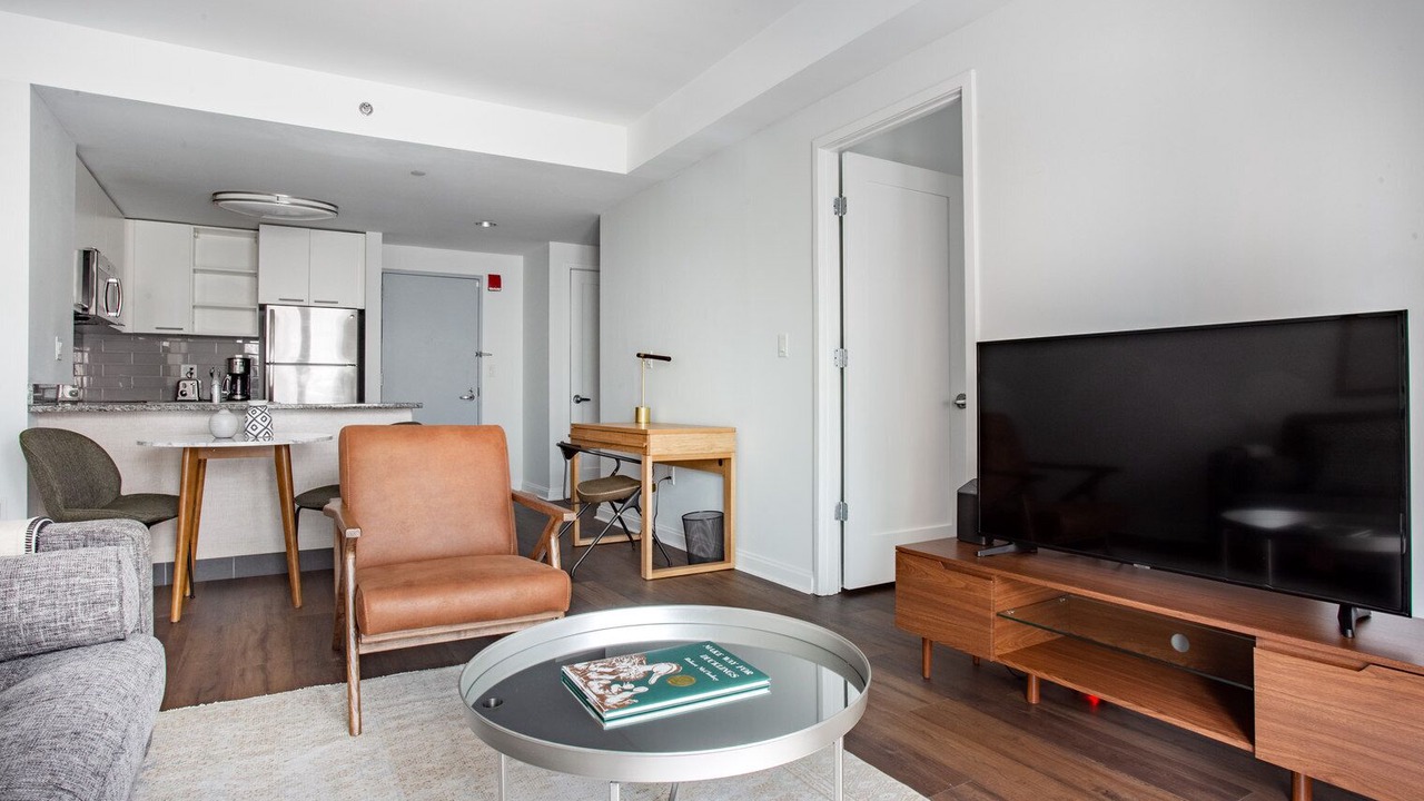 Photo of Livingroom in East Cambridge