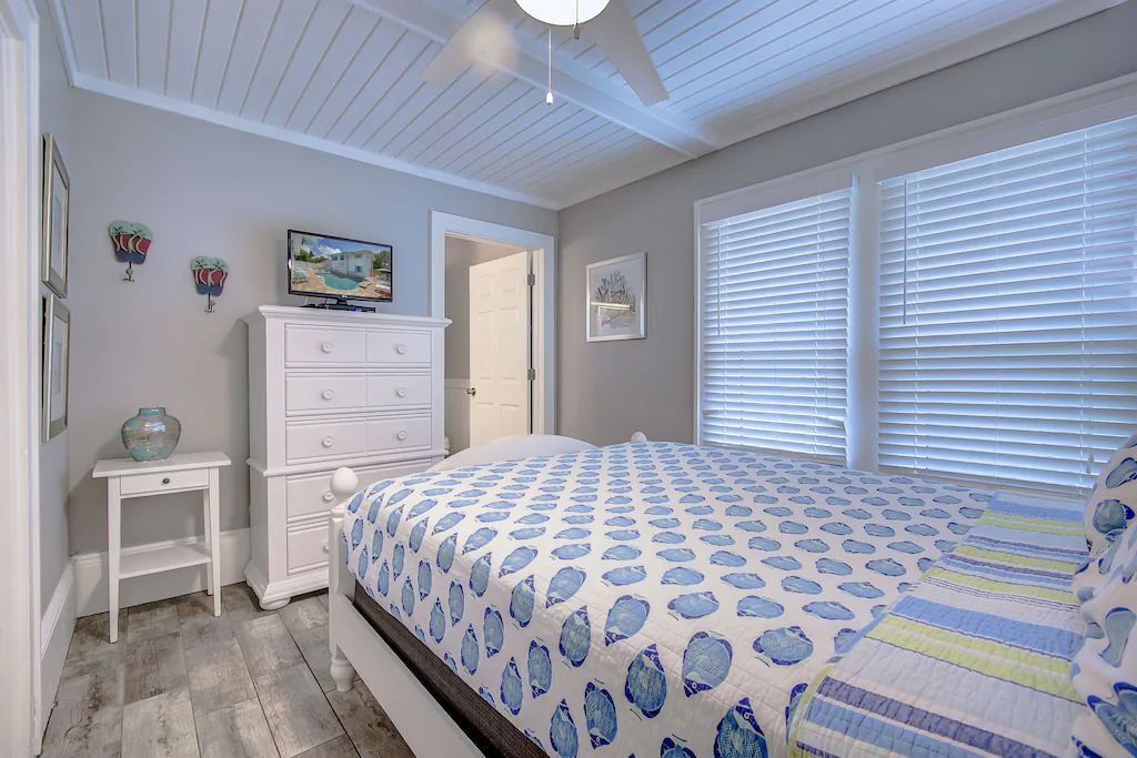 Photo of Bathroom in Bay Esplanade