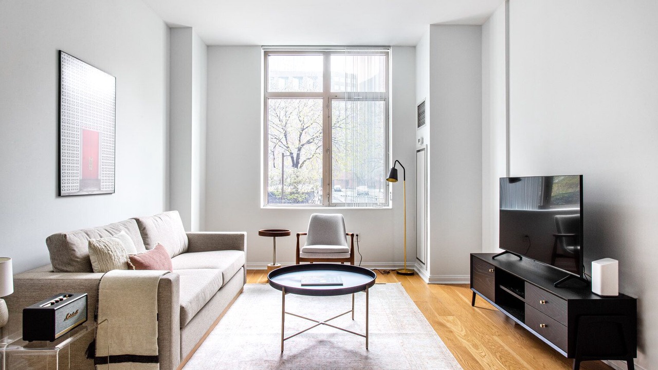 Photo of Livingroom in East Cambridge