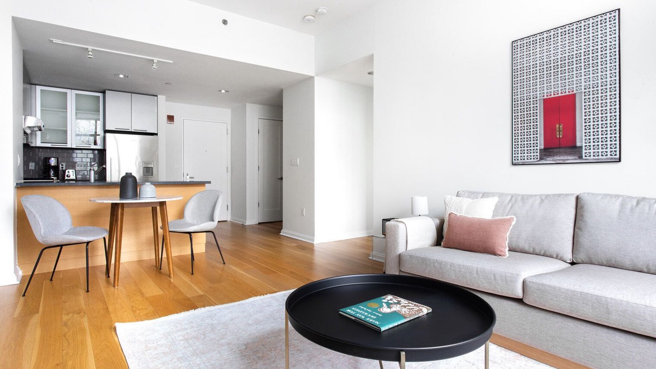 Photo of Livingroom in East Cambridge