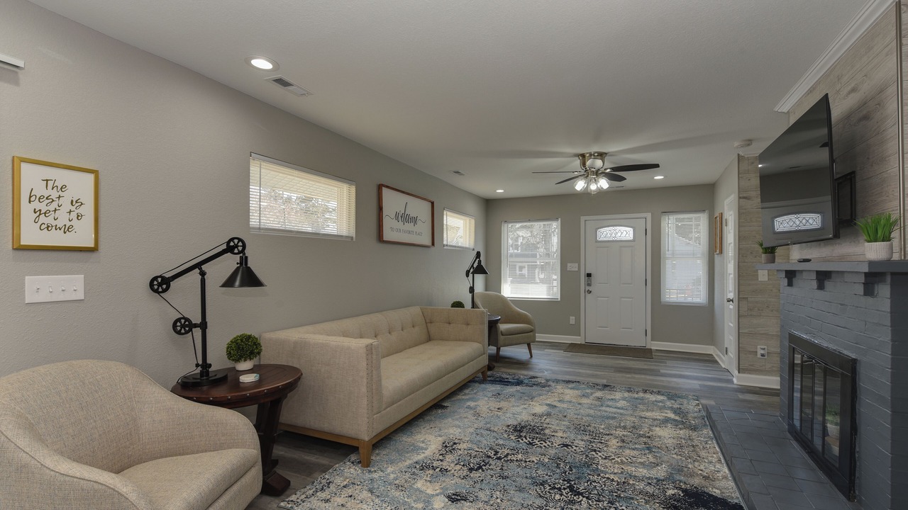 Photo of Livingroom in Buckroe Beach
