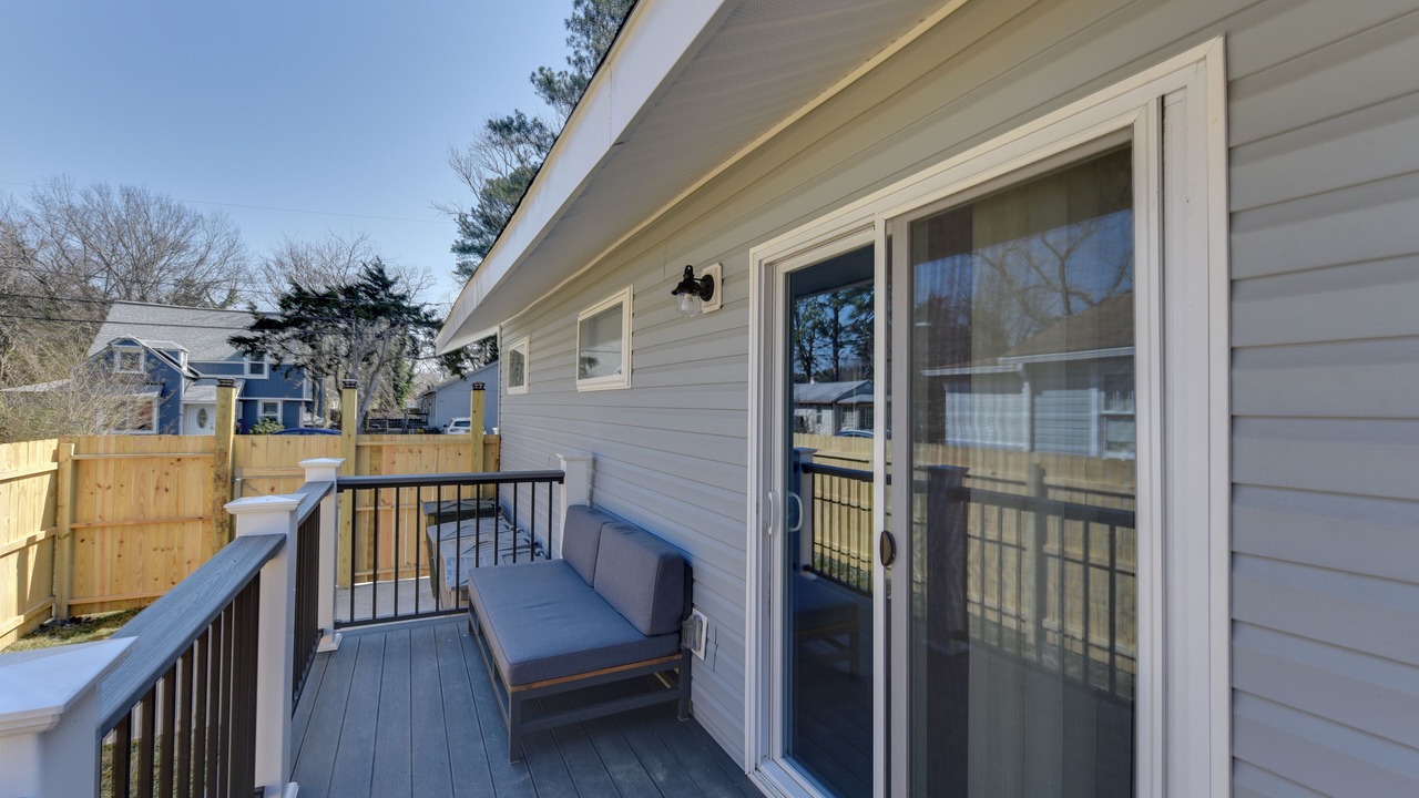 Photo of Patio Balcony in Buckroe Beach
