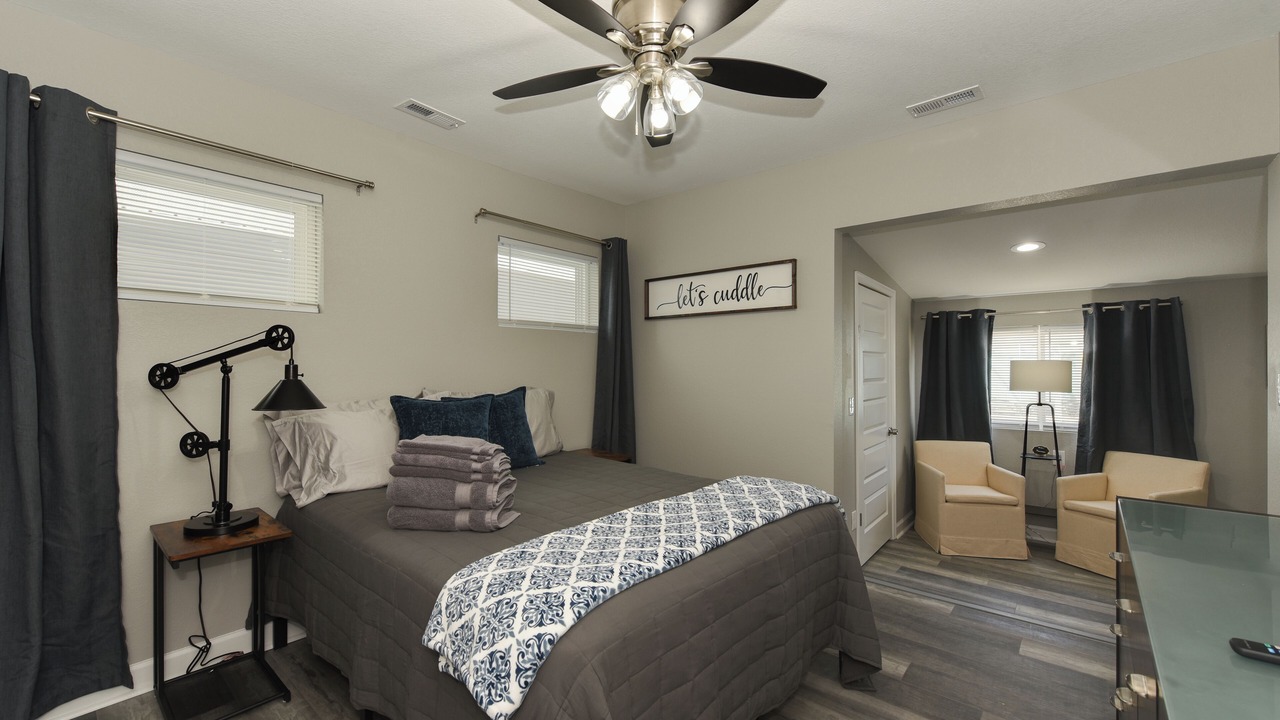 Photo of Bedroom in Buckroe Beach