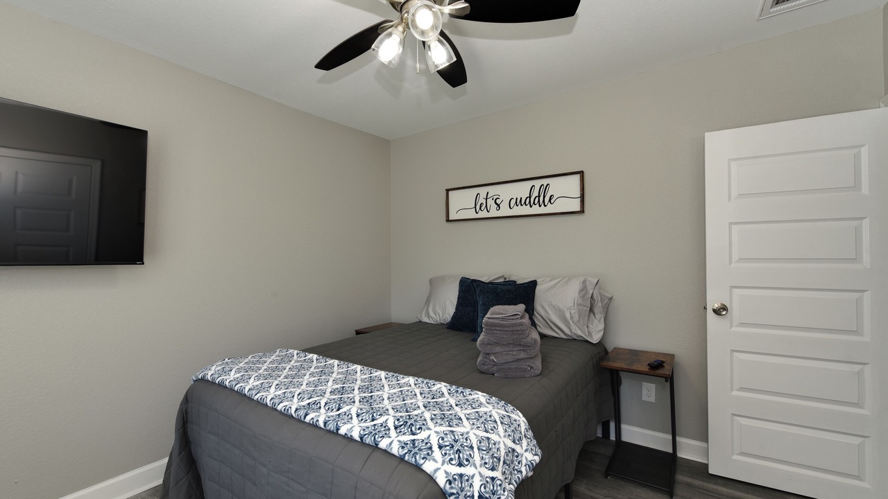 Photo of Bedroom in Buckroe Beach