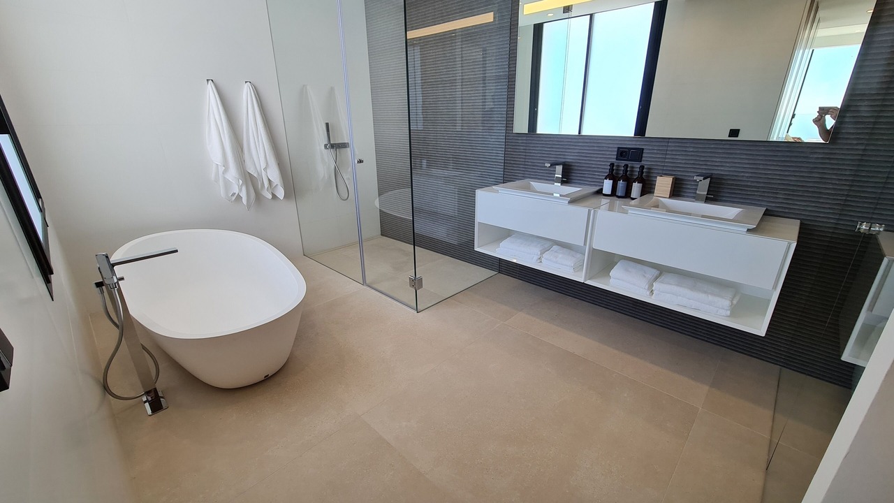 Photo of Bathroom in Cumbre del Sol