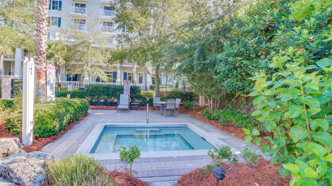 Photo of Outdoor in Baytowne Wharf