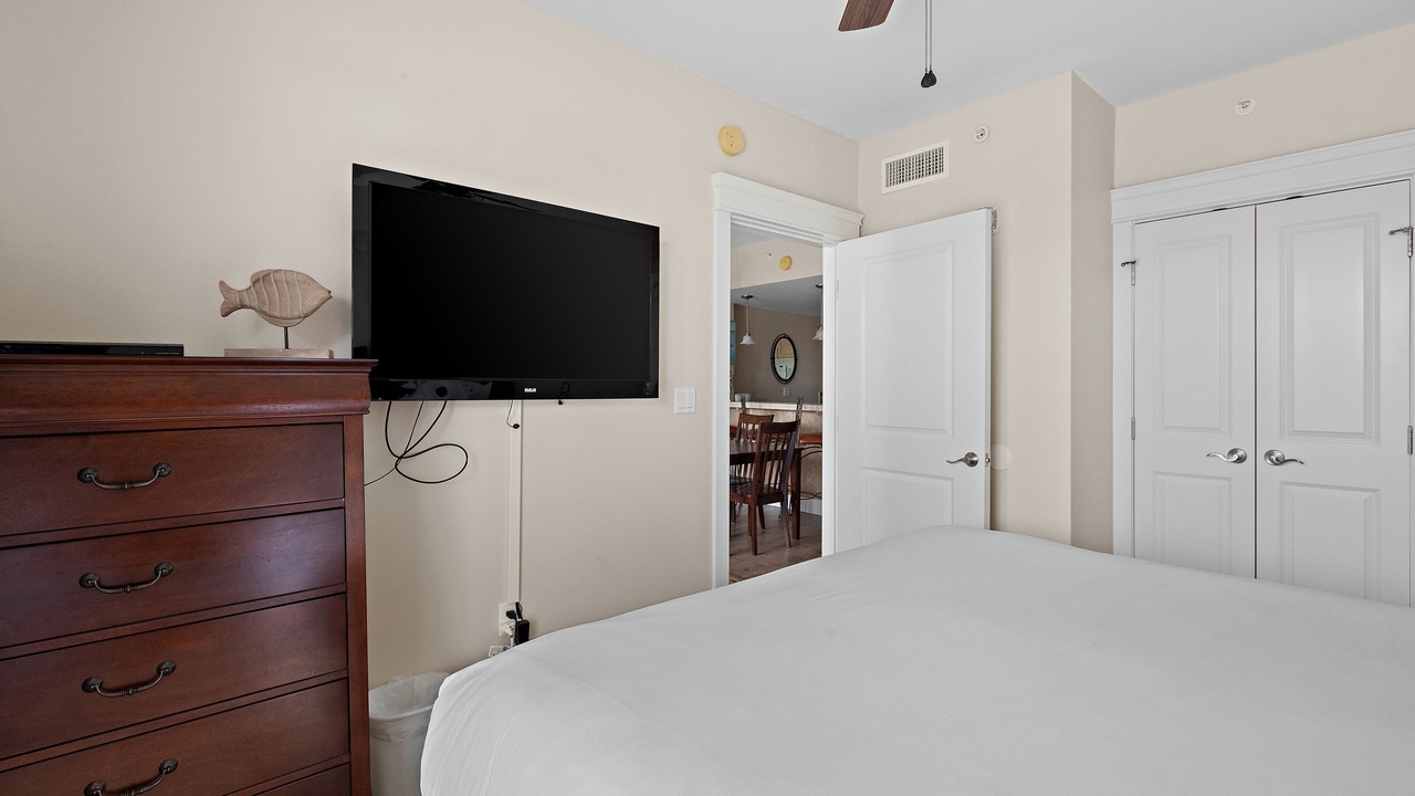 Photo of Bedroom in Baytowne Wharf