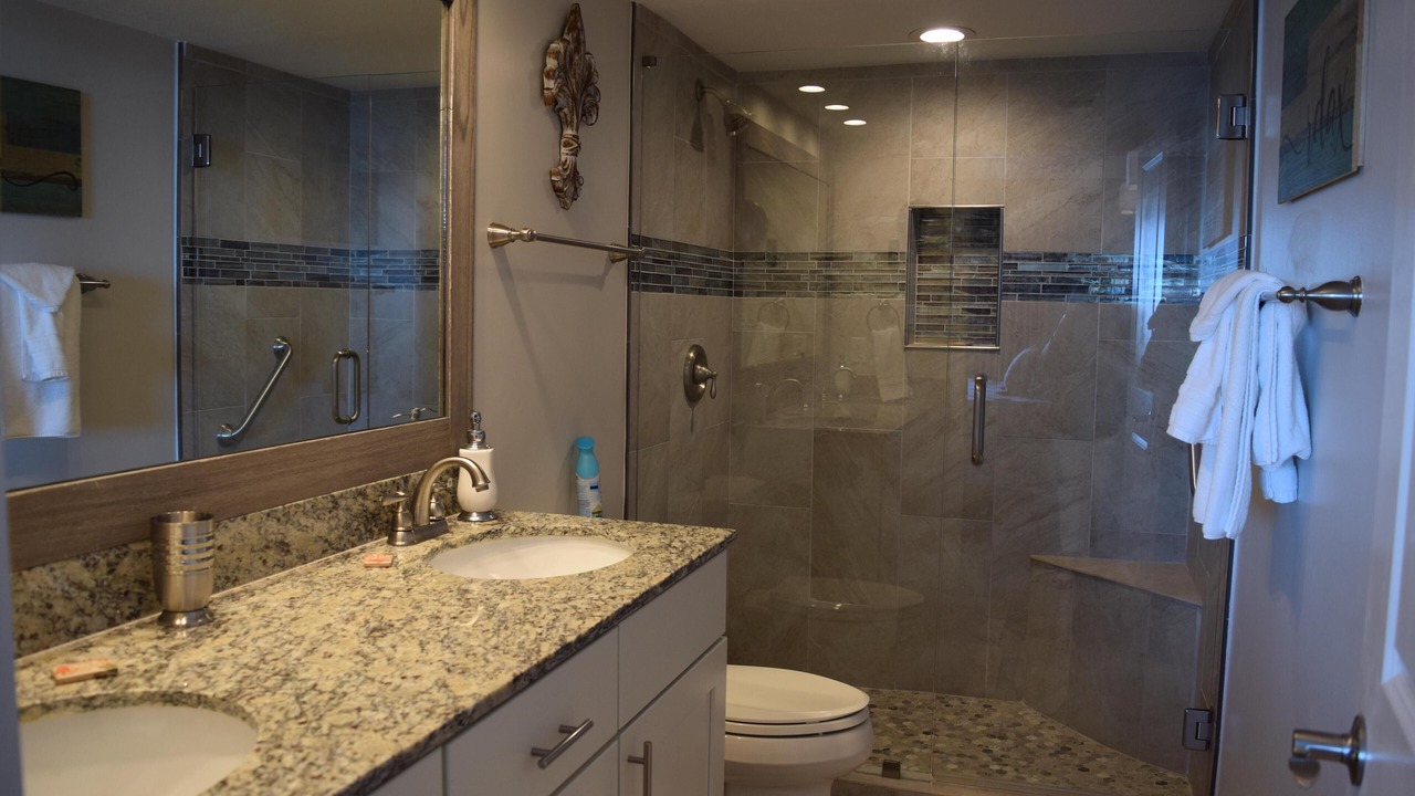Photo of Bathroom in St. Tropez