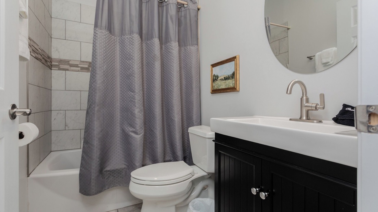 Photo of Bathroom in Massanutten