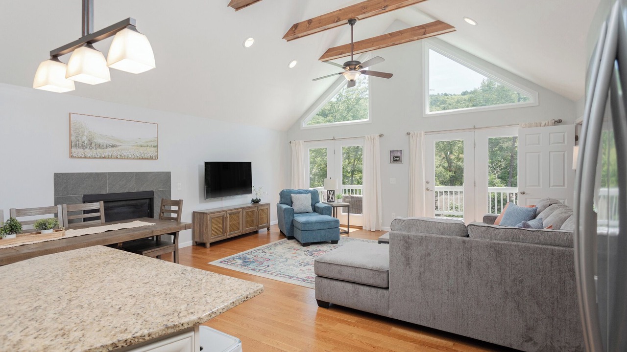 Photo of Livingroom in Massanutten