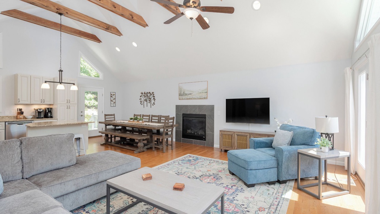 Photo of Livingroom in Massanutten