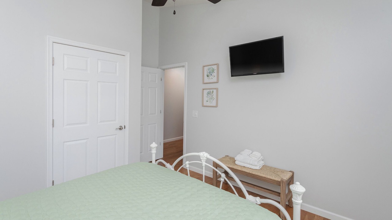 Photo of Bedroom in Massanutten