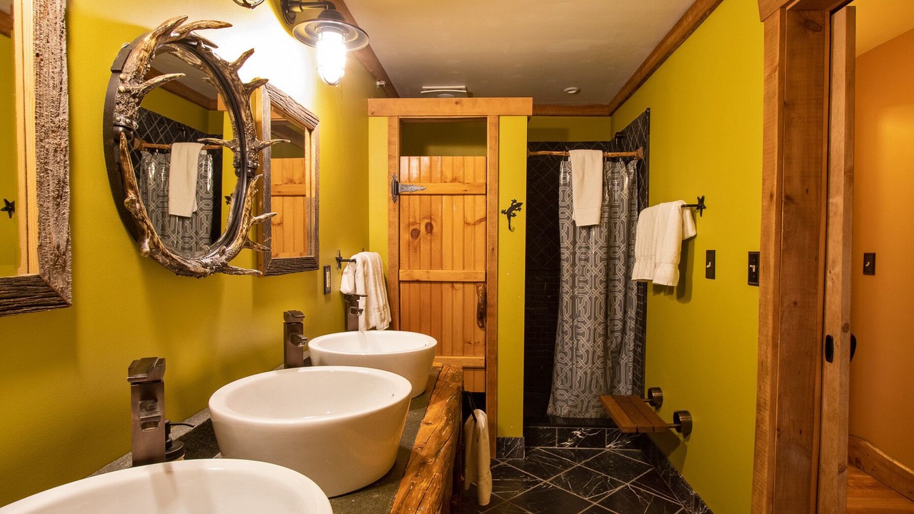 Photo of Bathroom in Hunter