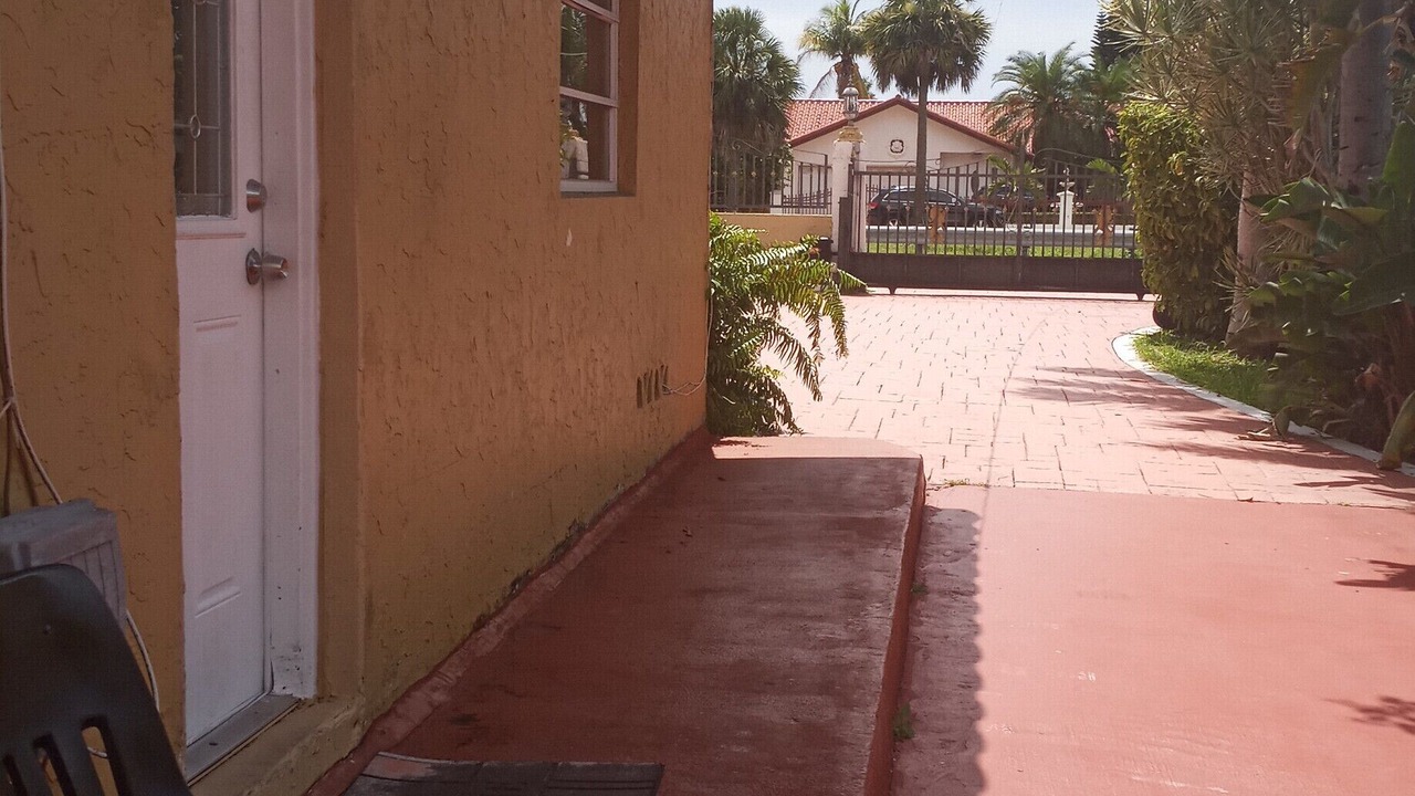 Photo of Patio Balcony in Tamiami