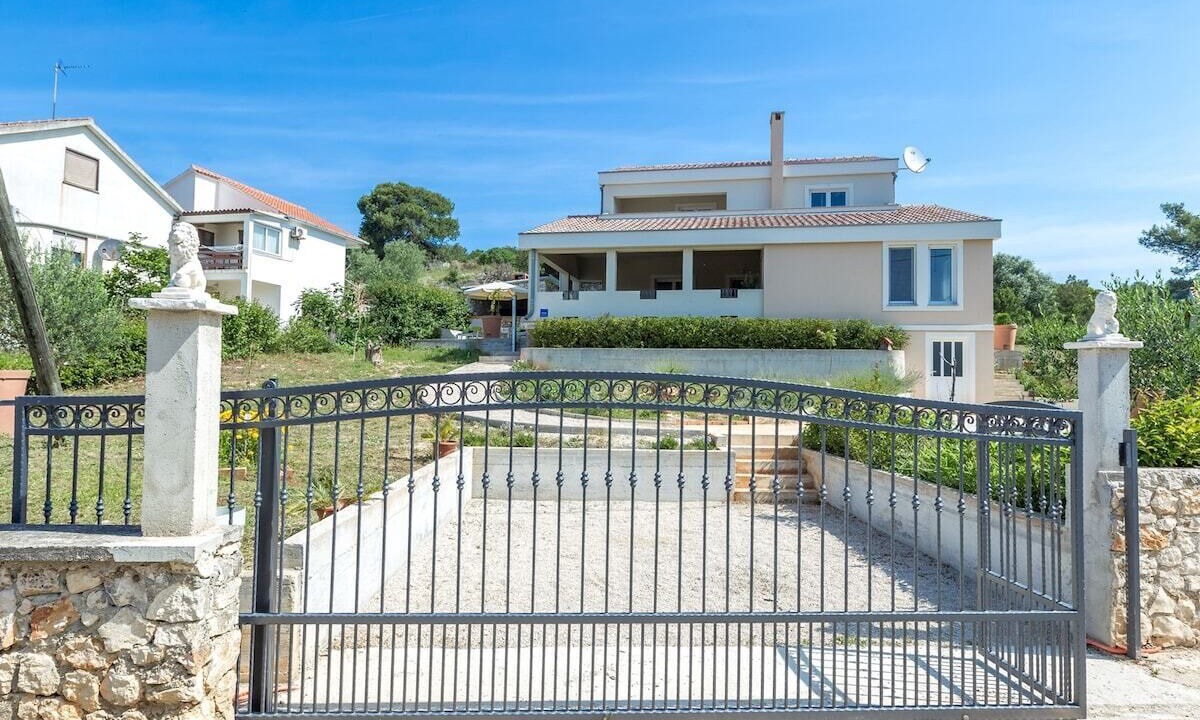 Photo of Outdoor in Molat