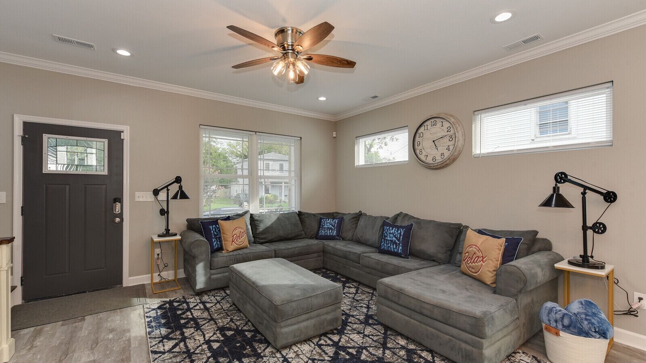 Photo of Livingroom in Hampton