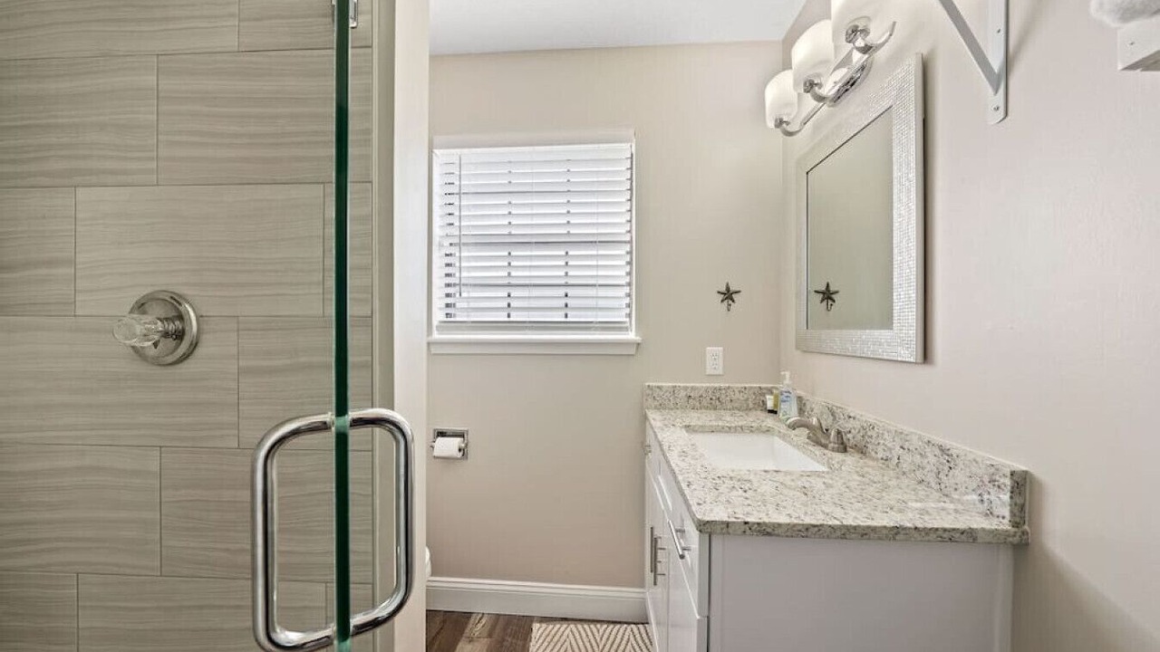 Photo of Bathroom in El Centro Beach