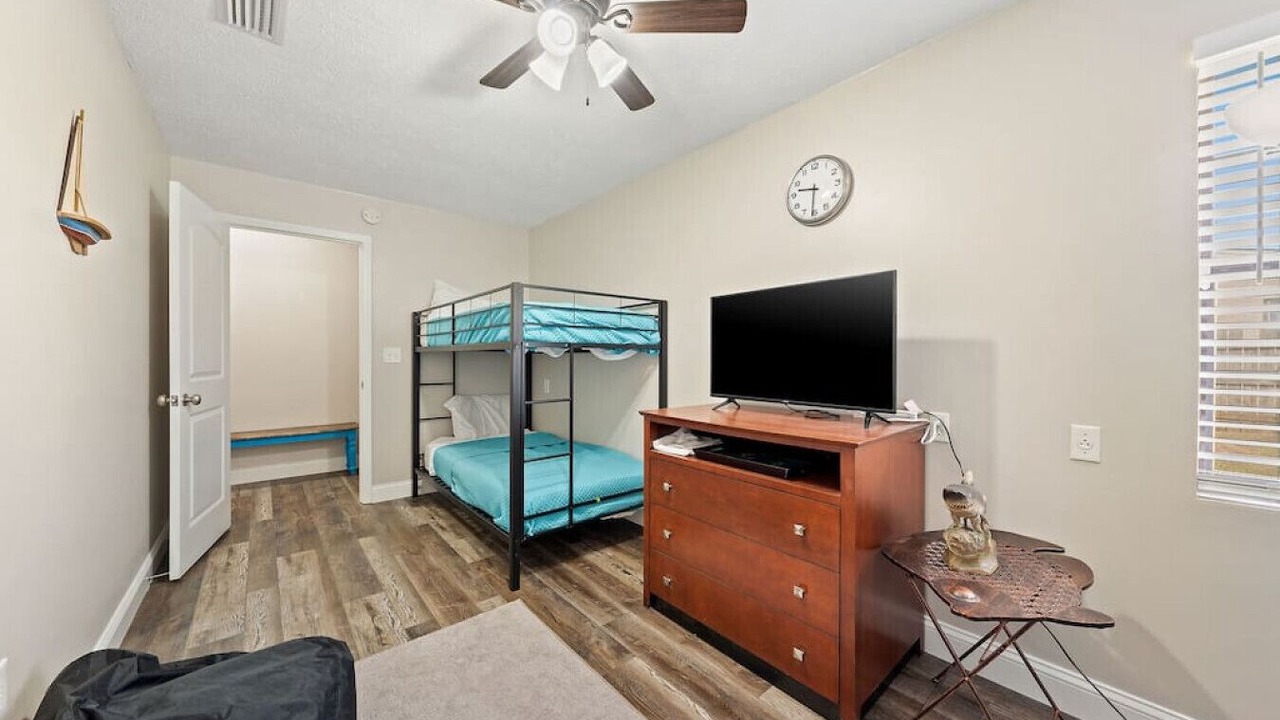 Photo of Bedroom in El Centro Beach