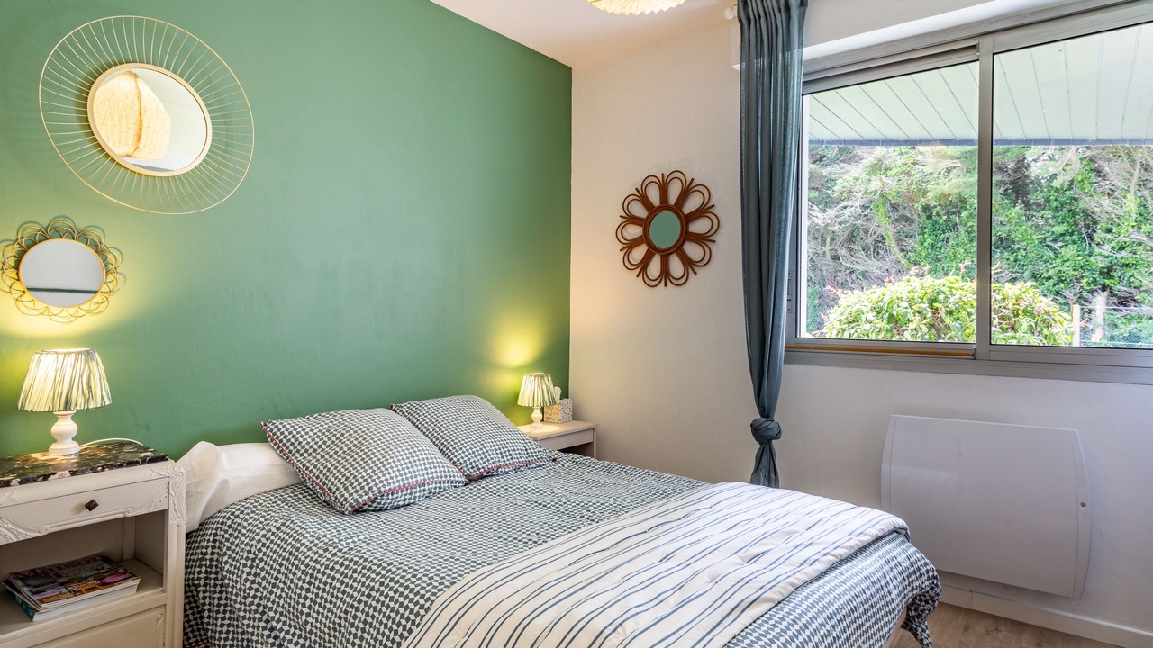 Photo of Bedroom in Sables-d'Or-les-Pins