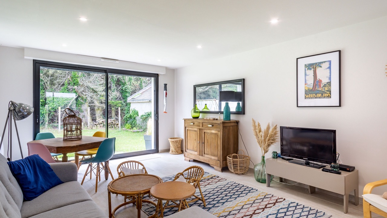 Photo of Livingroom in Sables-d'Or-les-Pins