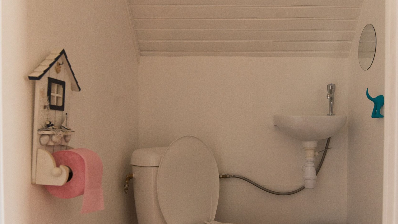 Photo of Bathroom in Porspoder