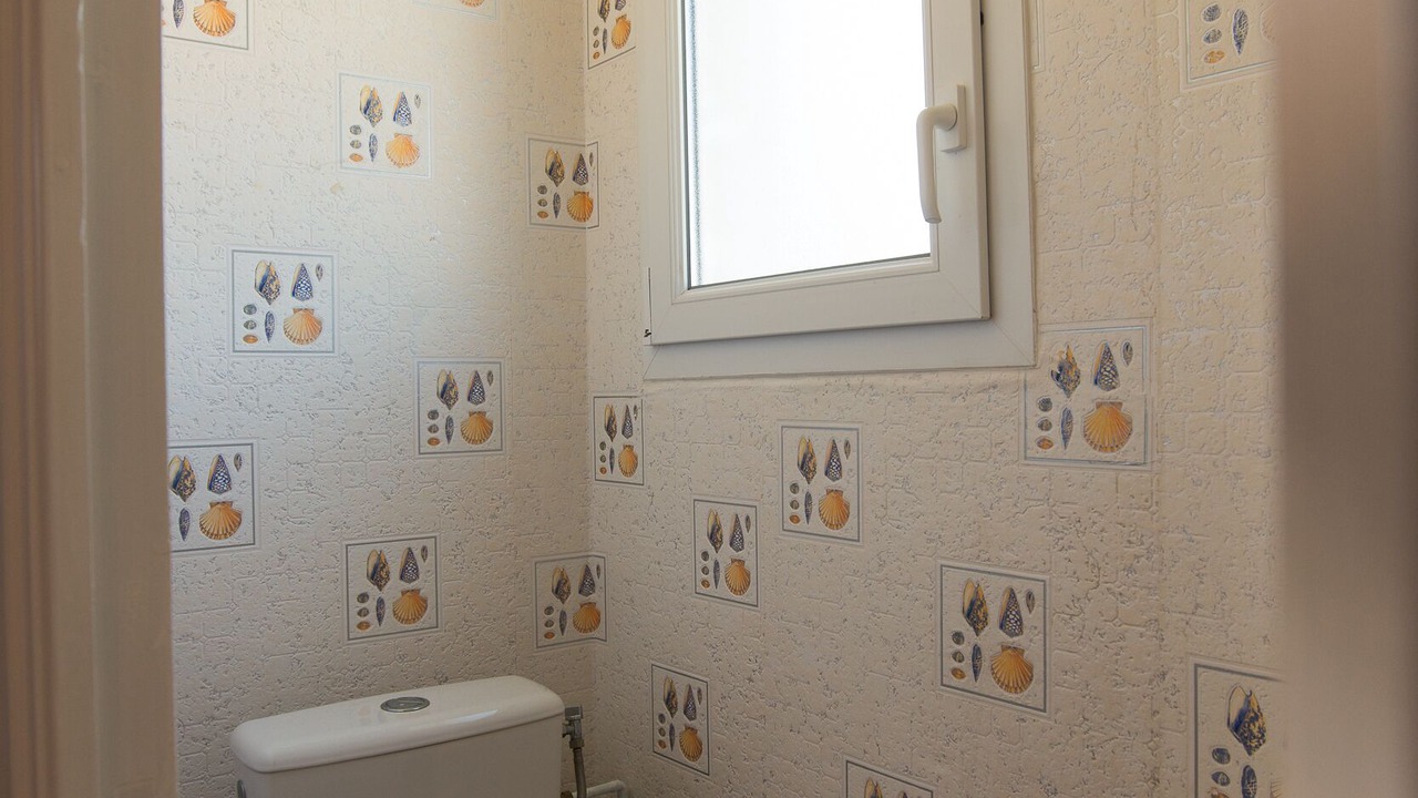Photo of Bathroom in Porspoder