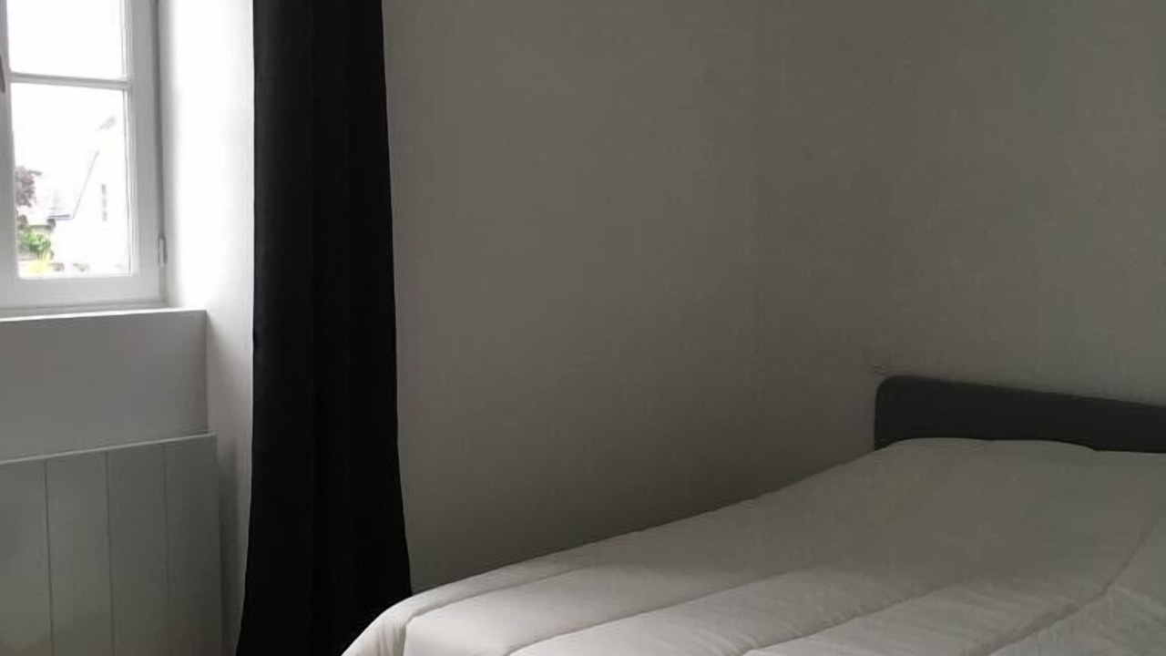 Photo of Bedroom in Ploneour-Lanvern