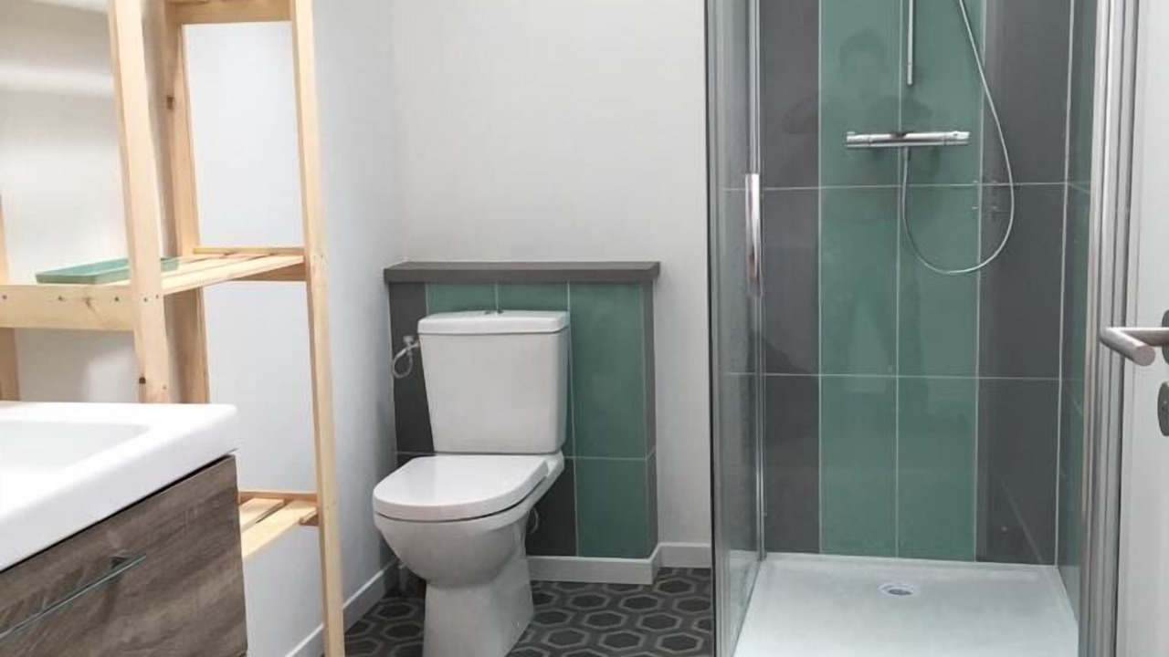 Photo of Bathroom in Ploneour-Lanvern
