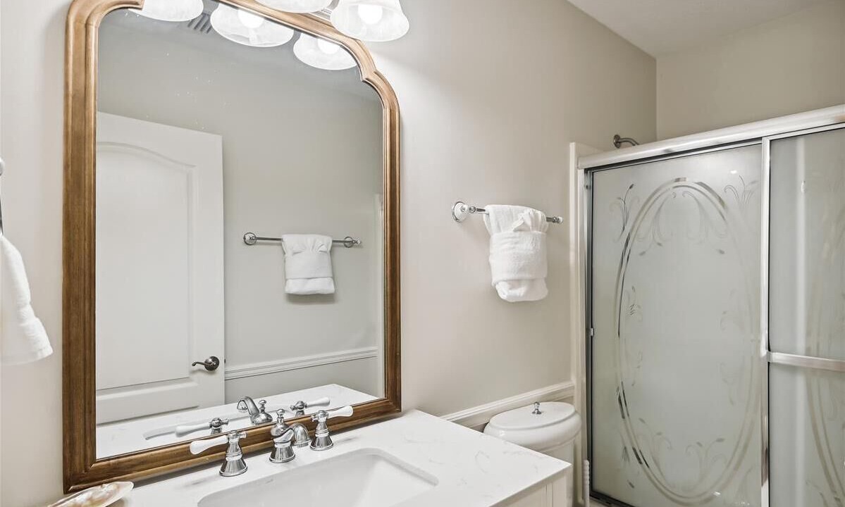 Photo of Bathroom in White's Gulfview
