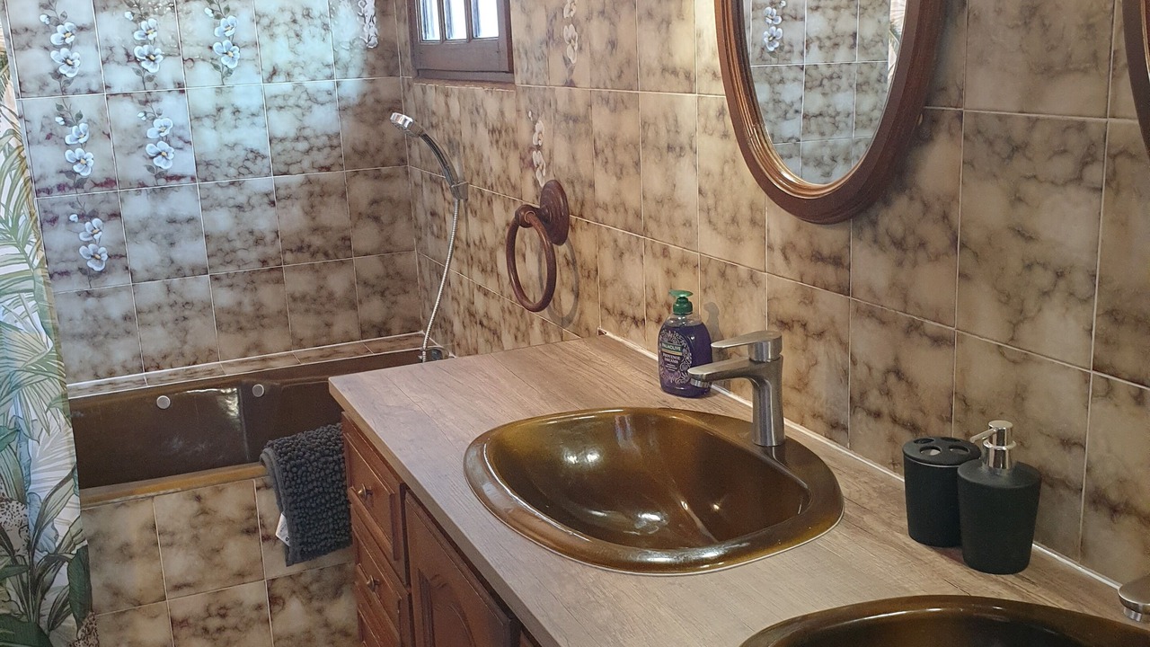 Photo of Bathroom in Pierrevert