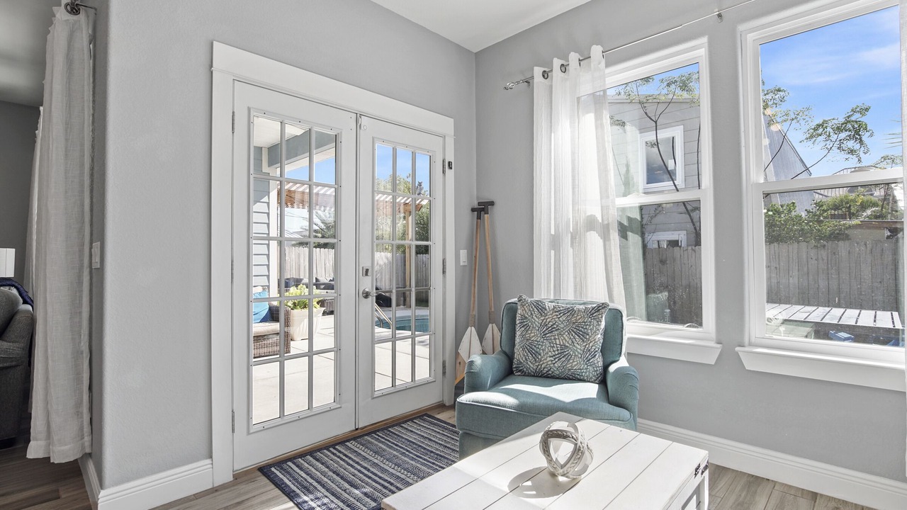 Photo of Livingroom in Kiska Beach