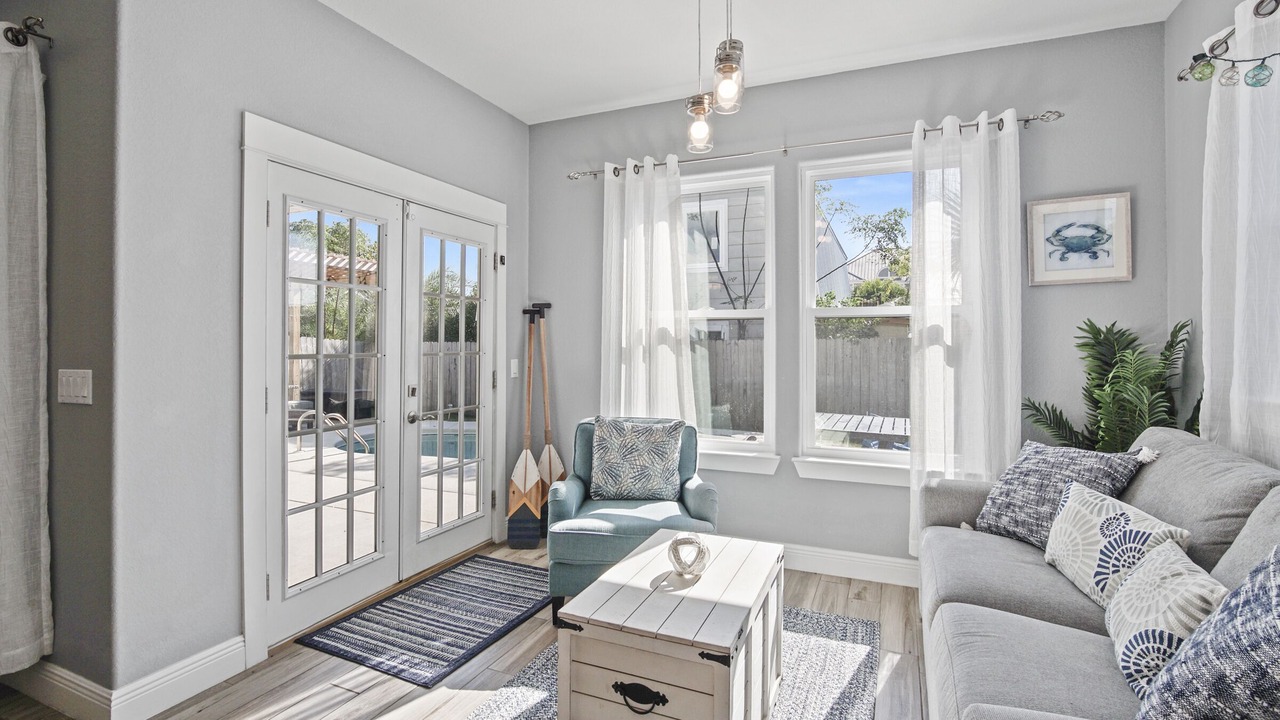 Photo of Livingroom in Kiska Beach