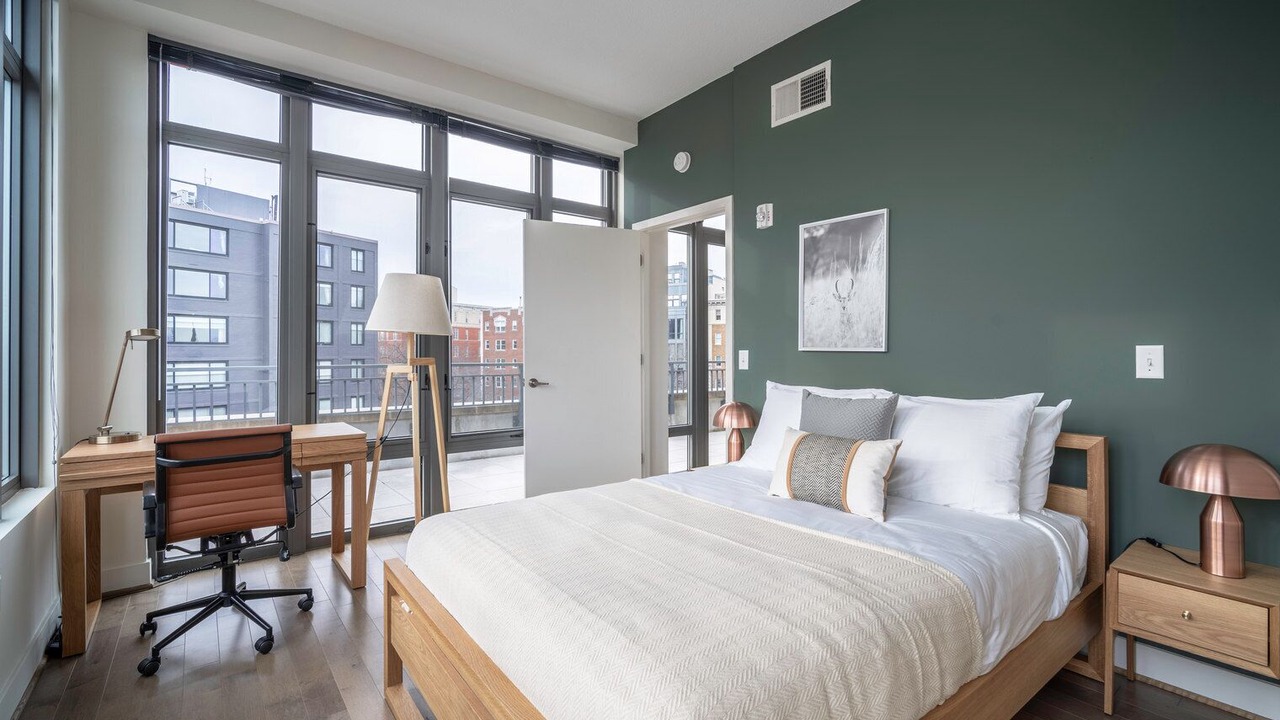 Photo of Bedroom in Logan Circle