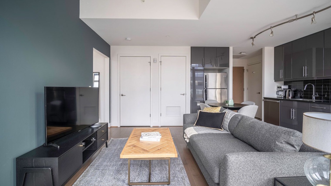 Photo of Livingroom in Logan Circle