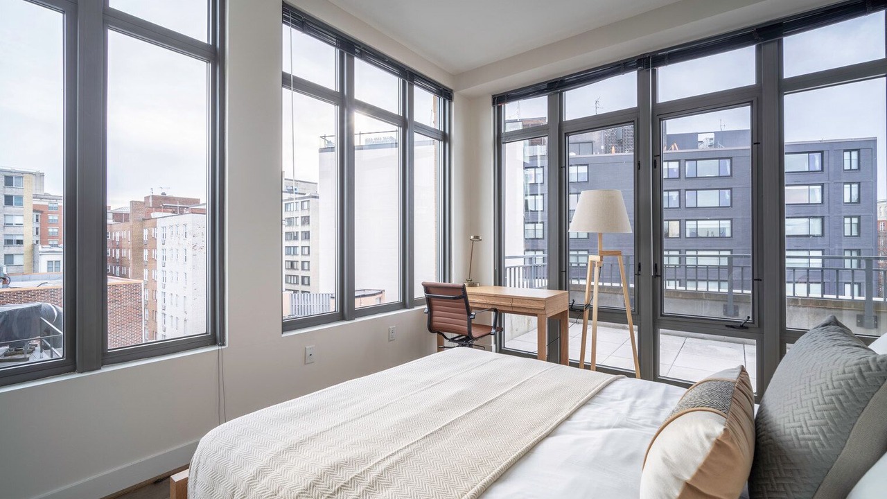 Photo of Bedroom in Logan Circle