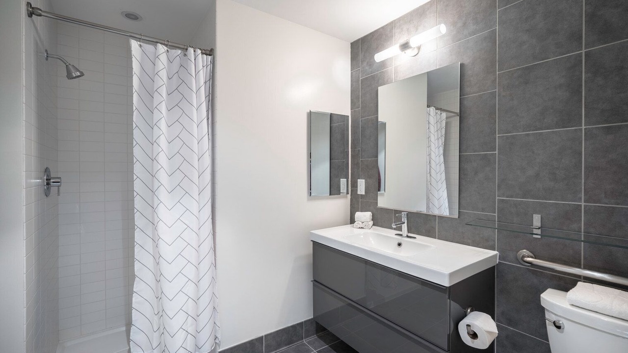 Photo of Bathroom in Logan Circle