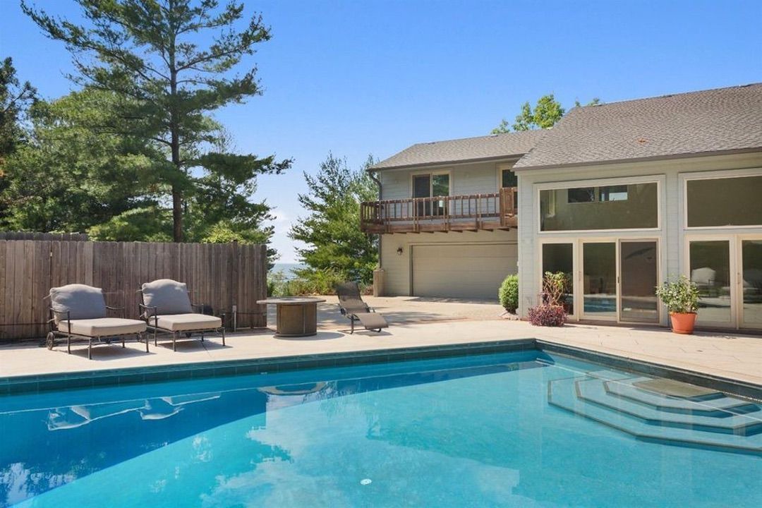 Photo of Outdoor in Beverly Shores